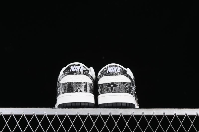 Nike Dunk Shoes